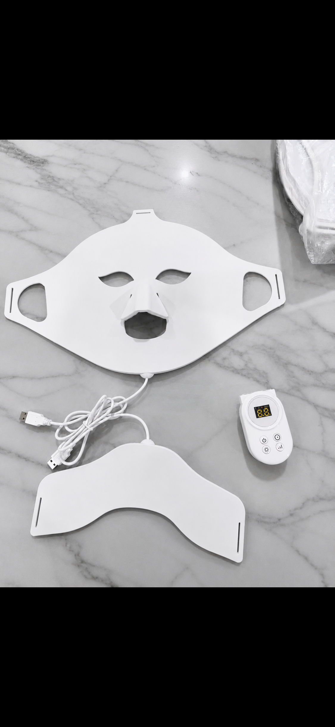 Utilisation de l'appareil LED Led & Pureté — rituel de beauté à domicile